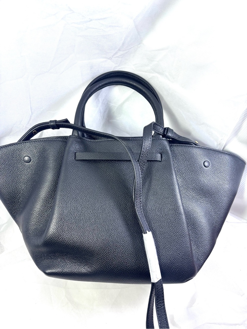 Demellier Midi New York Tote. Black/Gold. - Picture 2 of 16